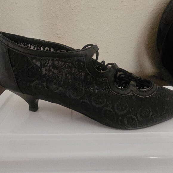 7 1/2M Heel - Picture 1 of 3